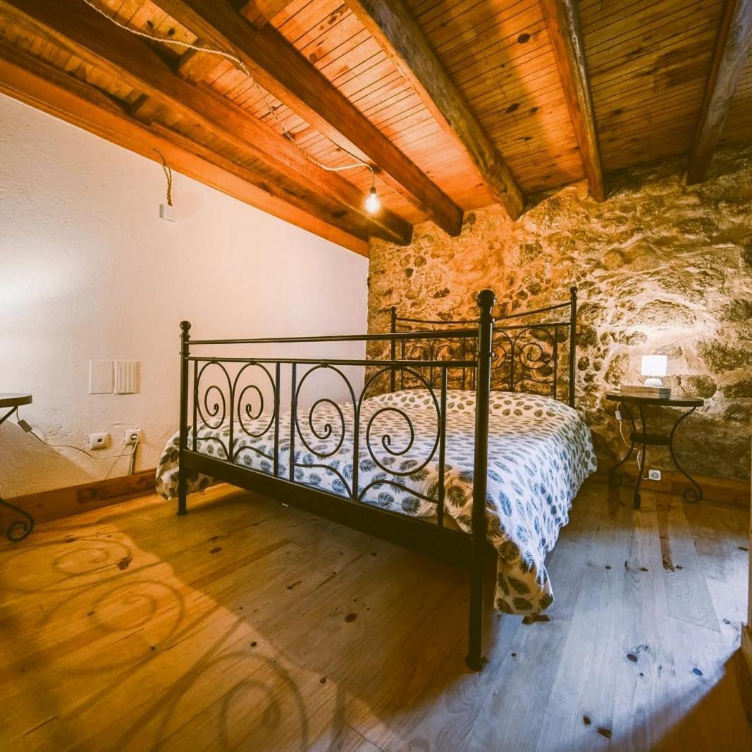 Refugio Dos Cartolas São Mamede de Infesta エクステリア 写真