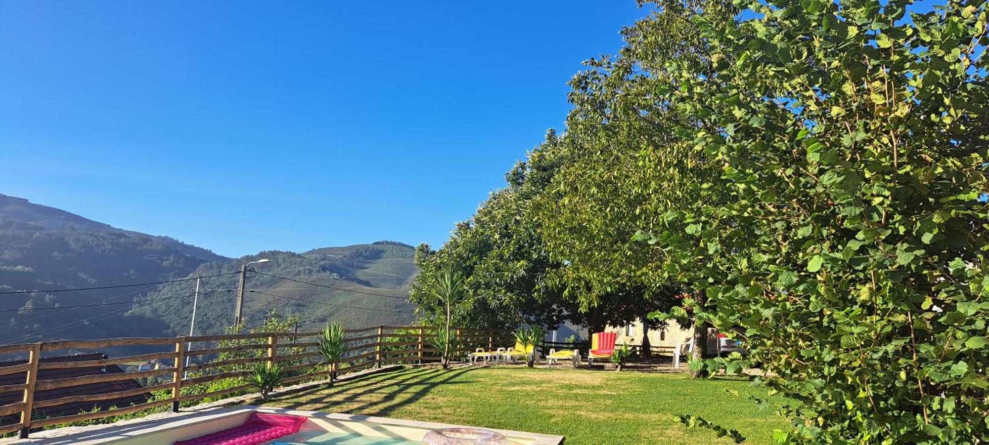 Refugio Dos Cartolas São Mamede de Infesta エクステリア 写真