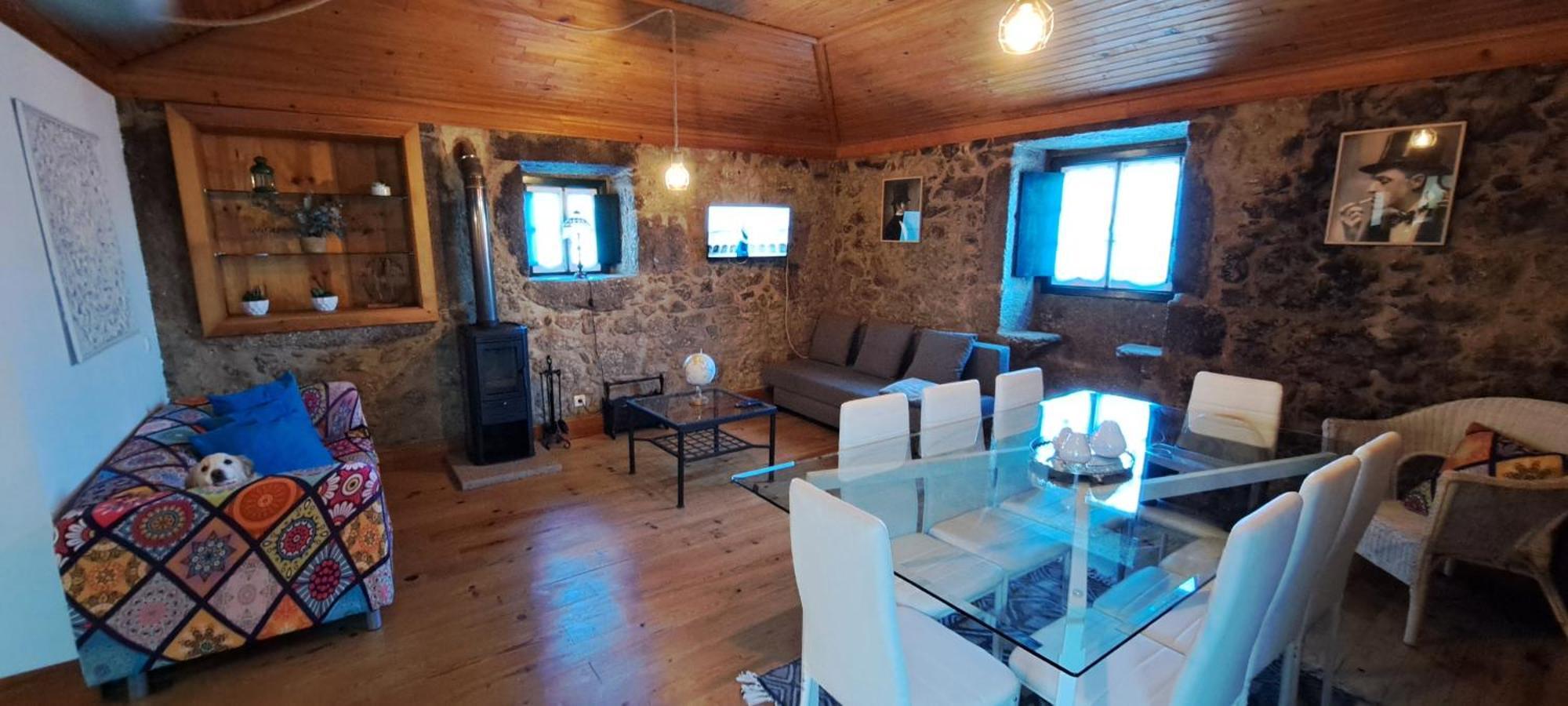 Refugio Dos Cartolas São Mamede de Infesta エクステリア 写真